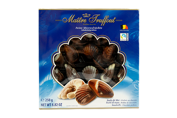 Цукерки праліне (синя) Маітре Maitre Truffout 250g 12шт/ящ
