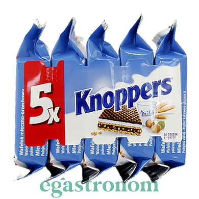 Вафлі з горіховим кремом Кноперс Knoppers 5*25g 48пач/ящ